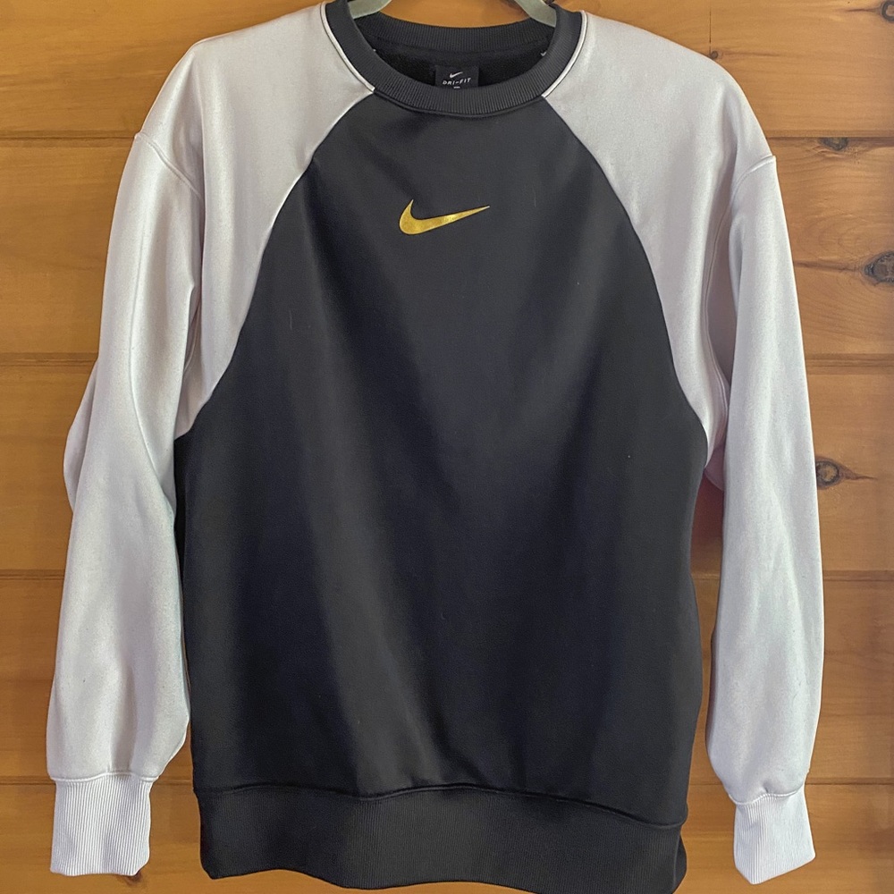 Black and white Nike Crewneck